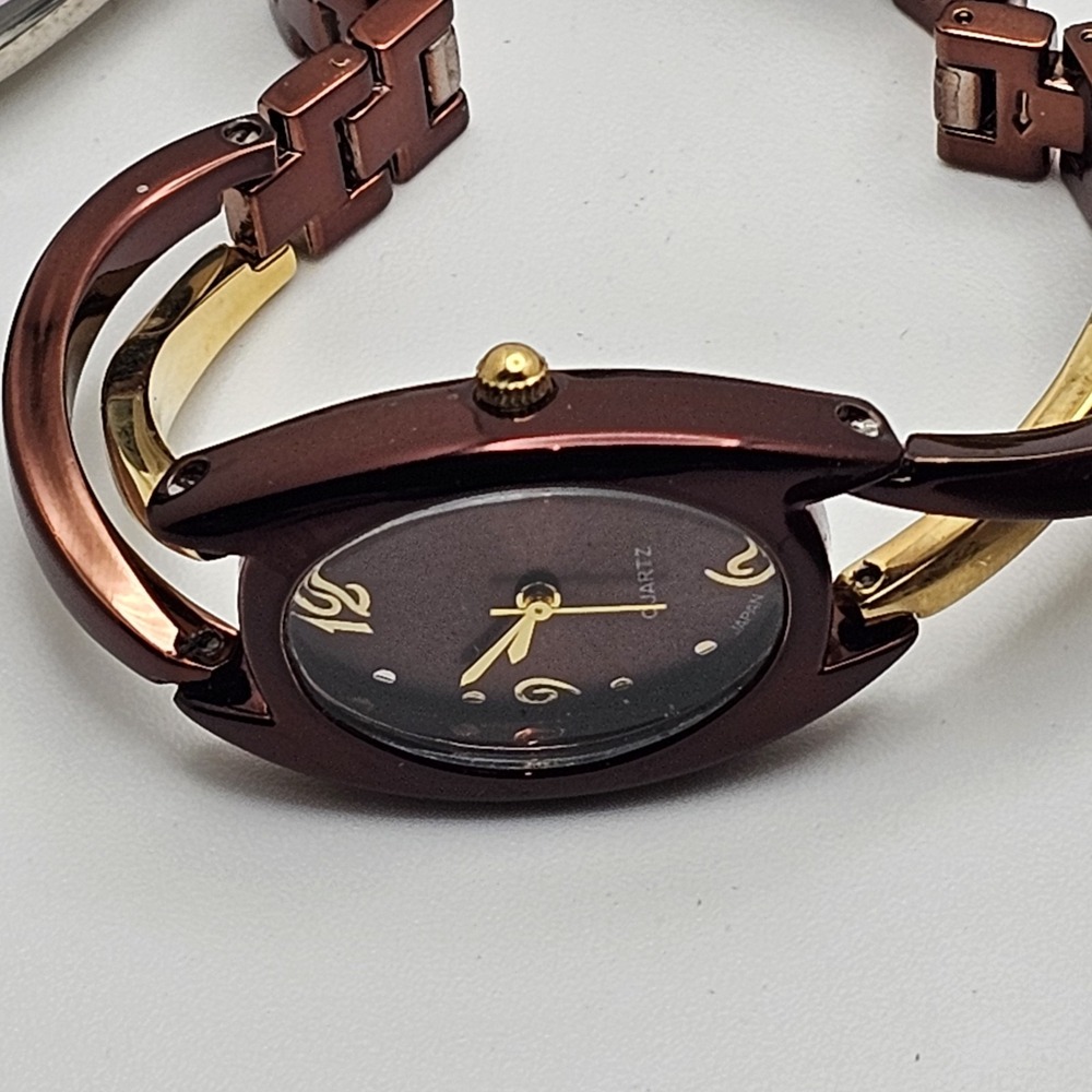Avon Lot of 10 Various Women's Fashion Watches Stainless Steel Backs - Picture 7 of 8